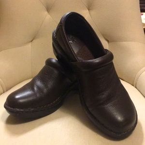 b.o.c. Born leather clogs